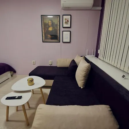 Апартамент 1 Bedroom Gateway To The Old Capital *